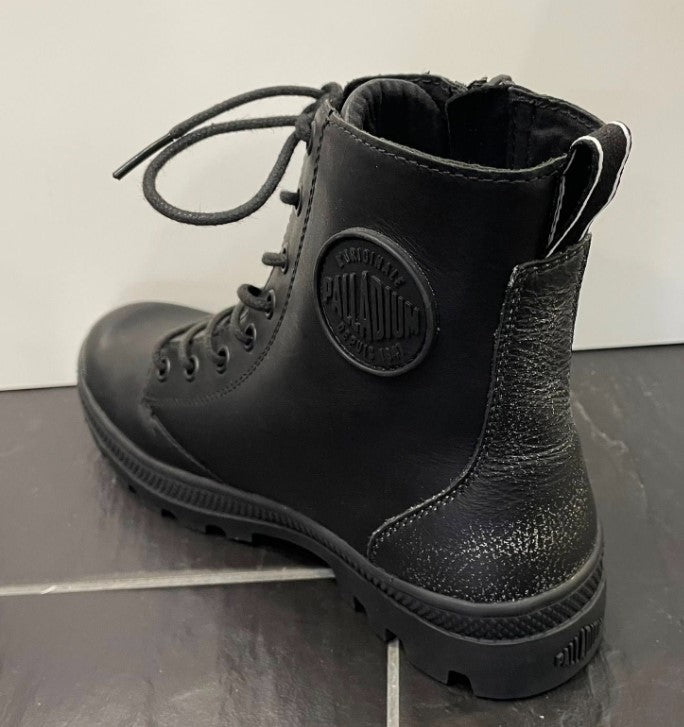 Bota Palladium