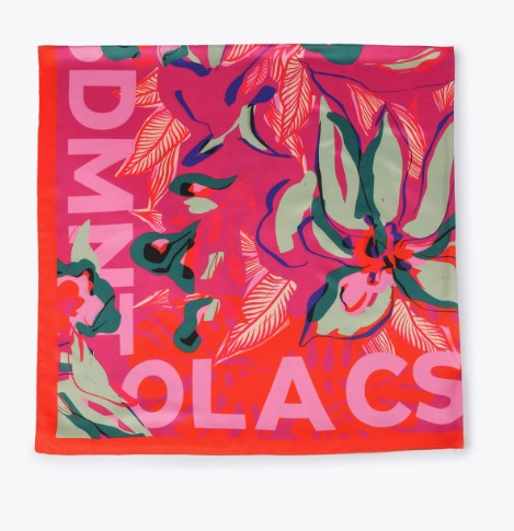 Lola Casademunt Scarf
