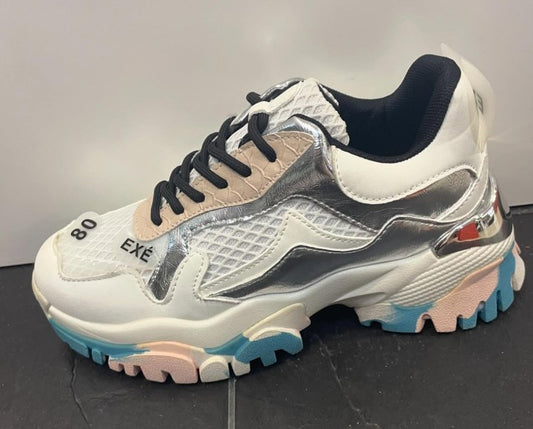 Exé Shoes