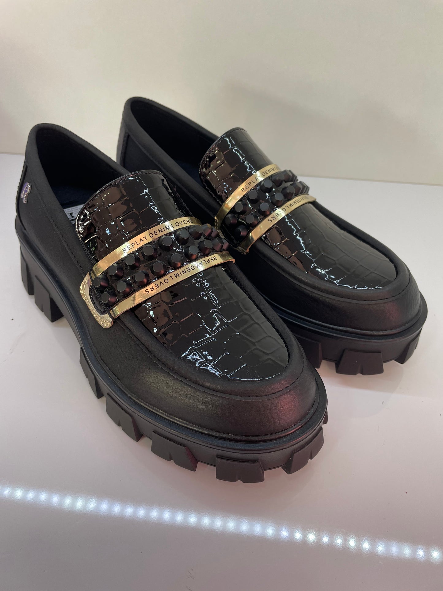 Mocassin Replay