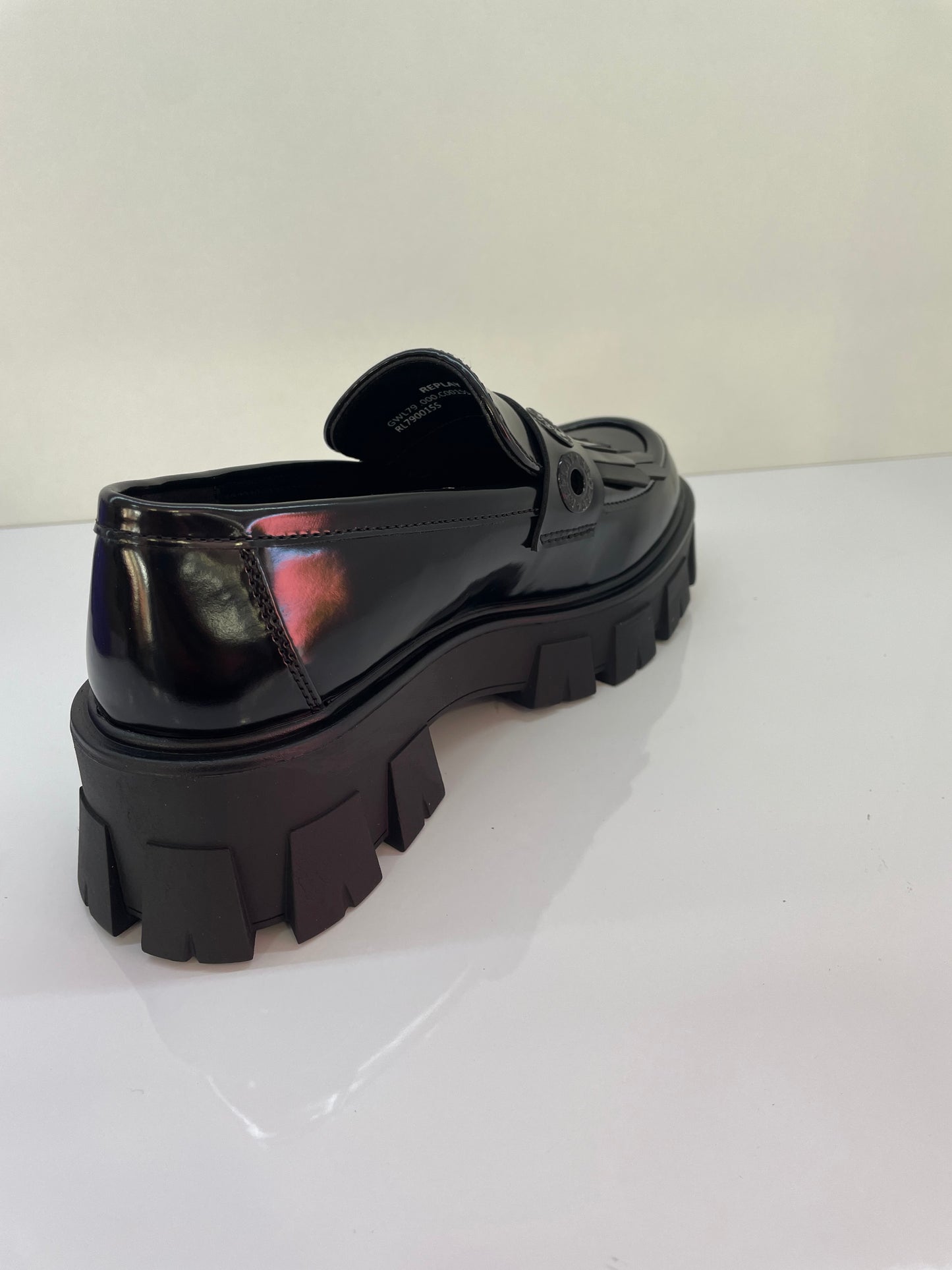 Mocassin Replay