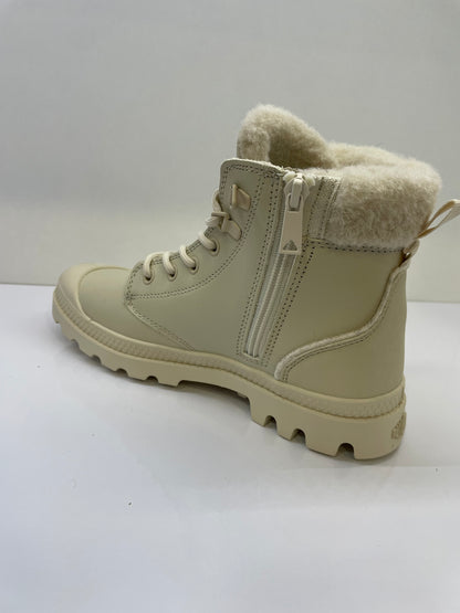 Bota Palladium