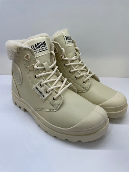 Bota Palladium