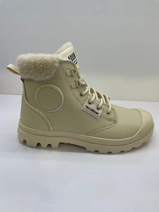Bota Palladium