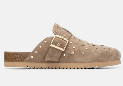 Chinelo Carmela