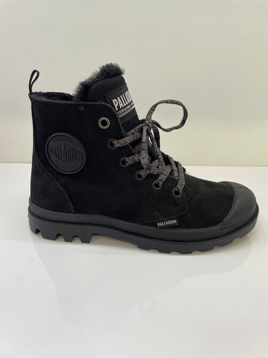 Bota Palladium