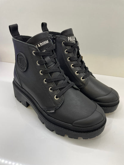 Bota Palladium
