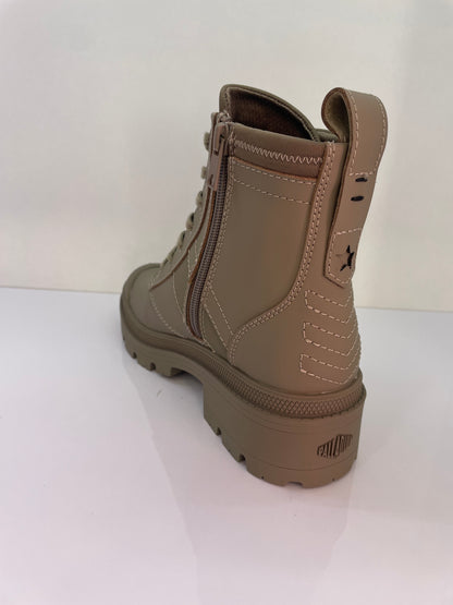 Bota Palladium