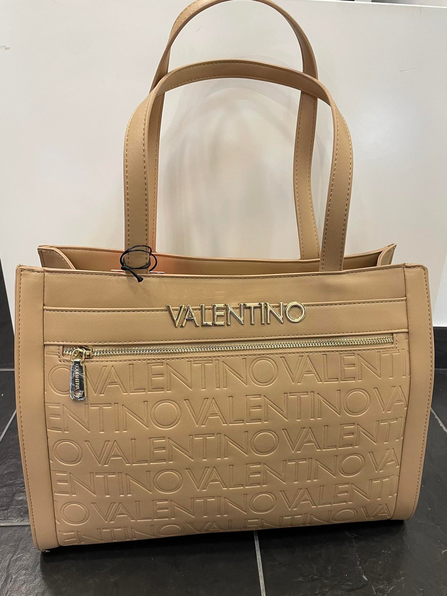 Mala Valentino