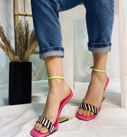 Sandálias Jeffrey Campbell